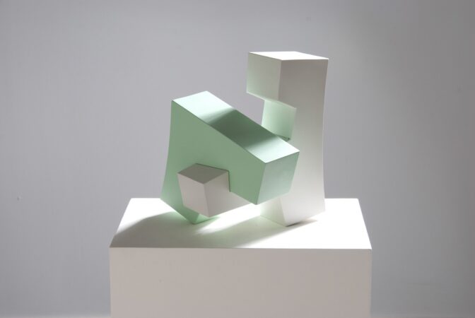 Assemblage - 211 - a - 22,5 x 25 x 22