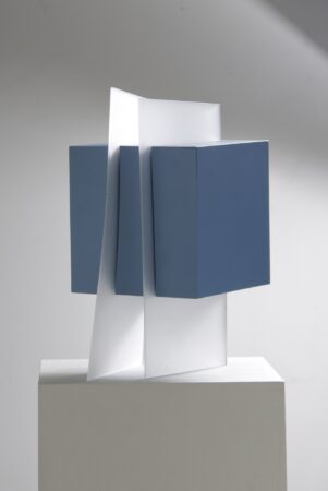 Oeuf Cube - 01 / 26 x 38,5 x 20cm
