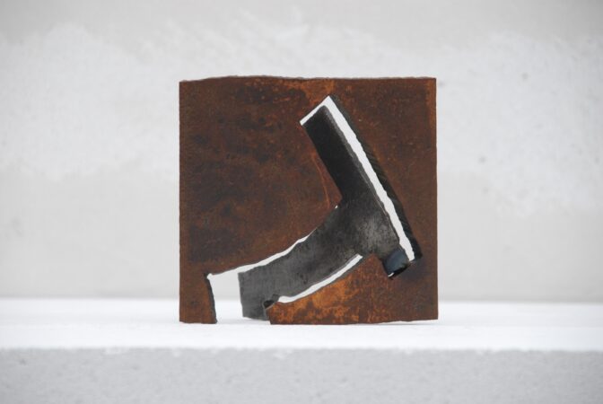 Découpages - 63 Tôle découpée 14 x 13 x 8,5cm